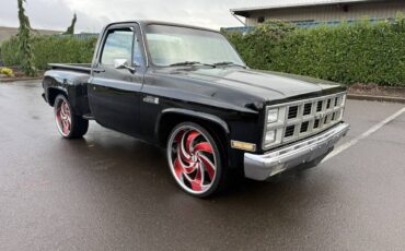 Gmc-ck-pickup-12-ton-1982-black-1