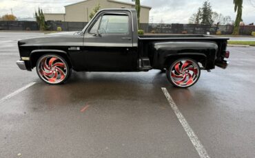 Gmc-ck-pickup-12-ton-1982-black-3