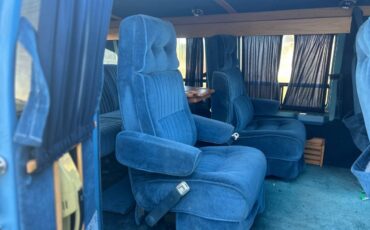 Gmc-conversion-van-1990-blue-11