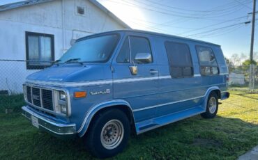 Gmc-conversion-van-1990-blue