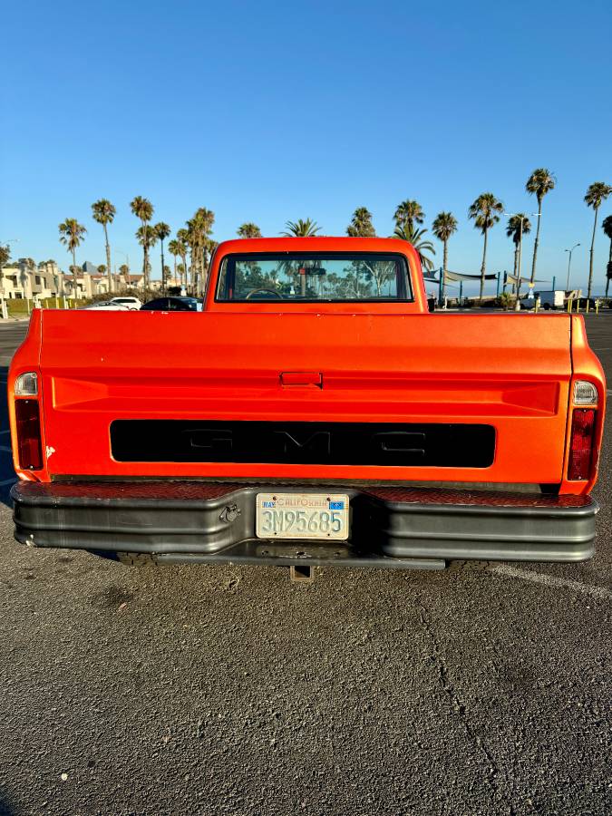 Gmc-k2500-1972-orange-10