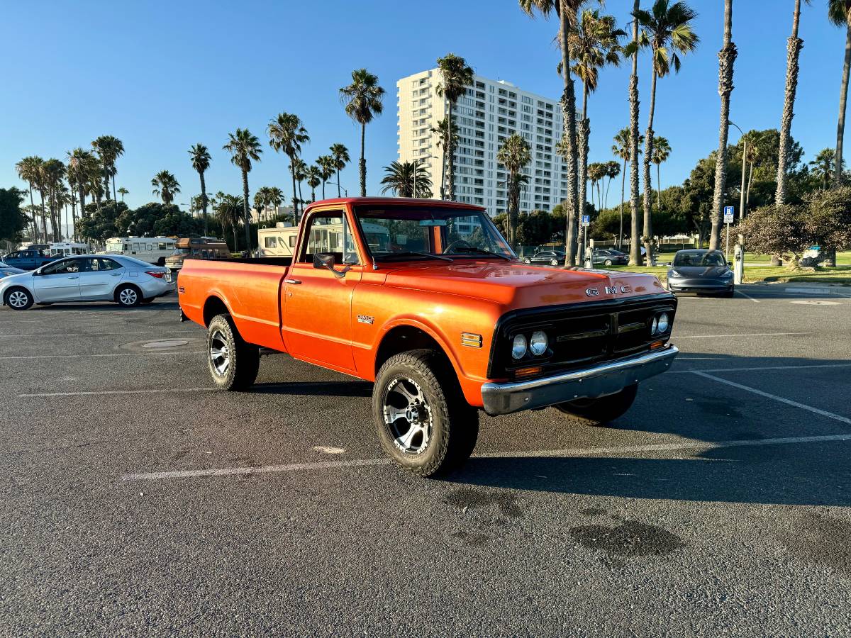 Gmc-k2500-1972-orange-17