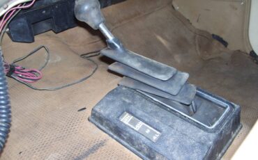 Gmc-k2500-diesel-1985-24