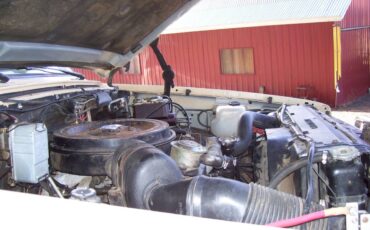 Gmc-k2500-diesel-1985-29