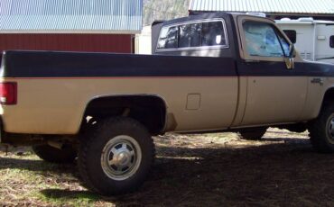 Gmc-k2500-diesel-1985-30