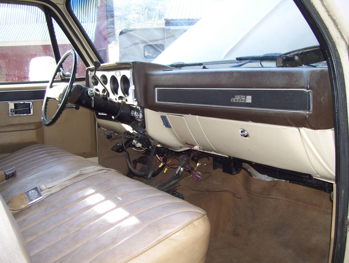 Gmc-k2500-diesel-1985-31