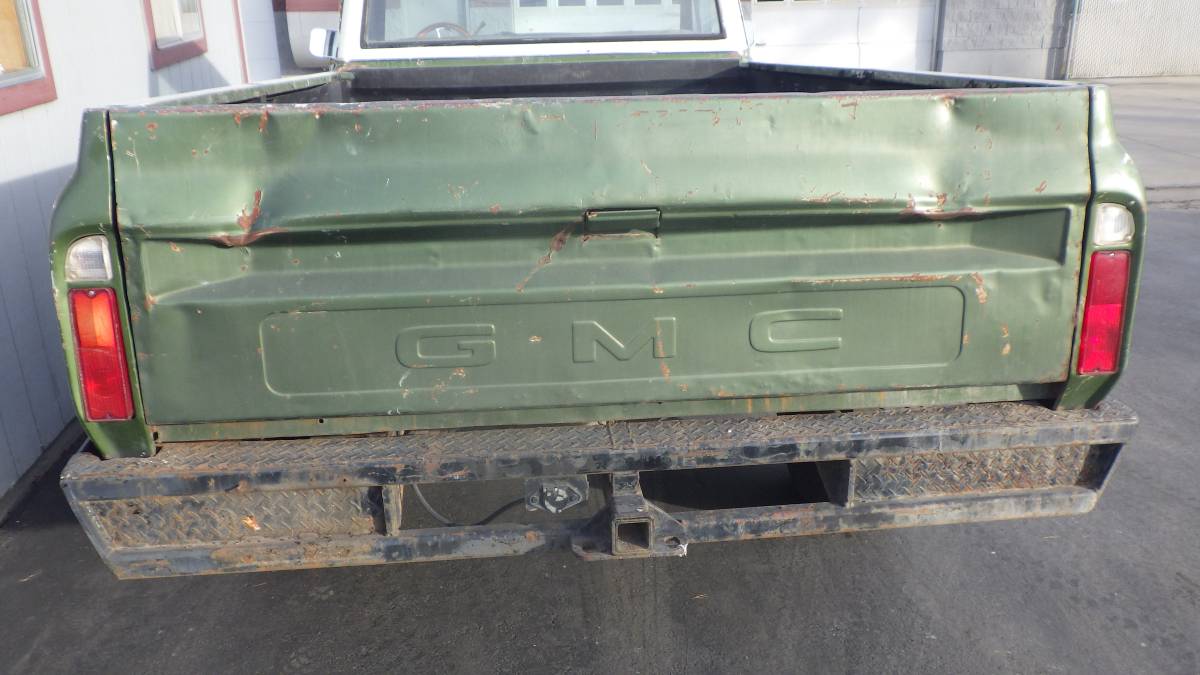 Gmc-k2500-pickup-1972-green-2