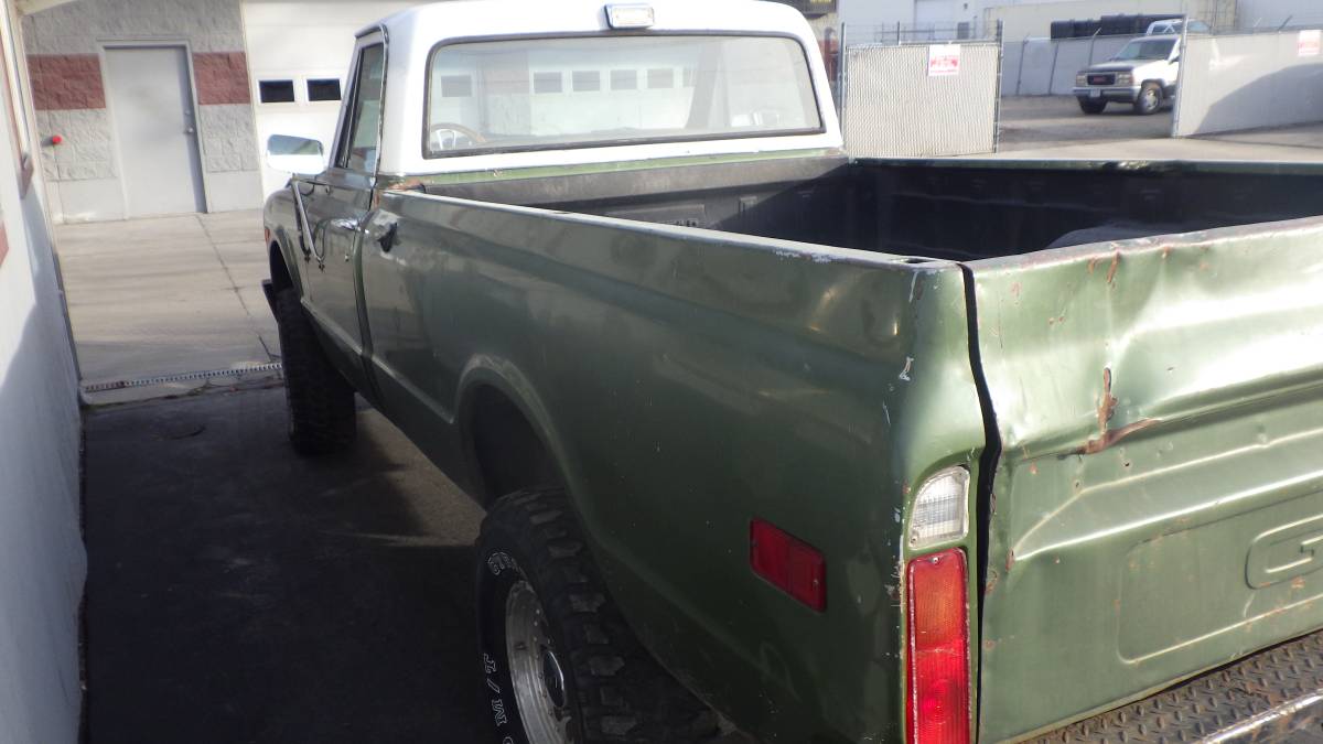 Gmc-k2500-pickup-1972-green-7