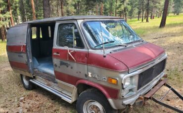 Gmc-k35-custom-van-1976-silver-2