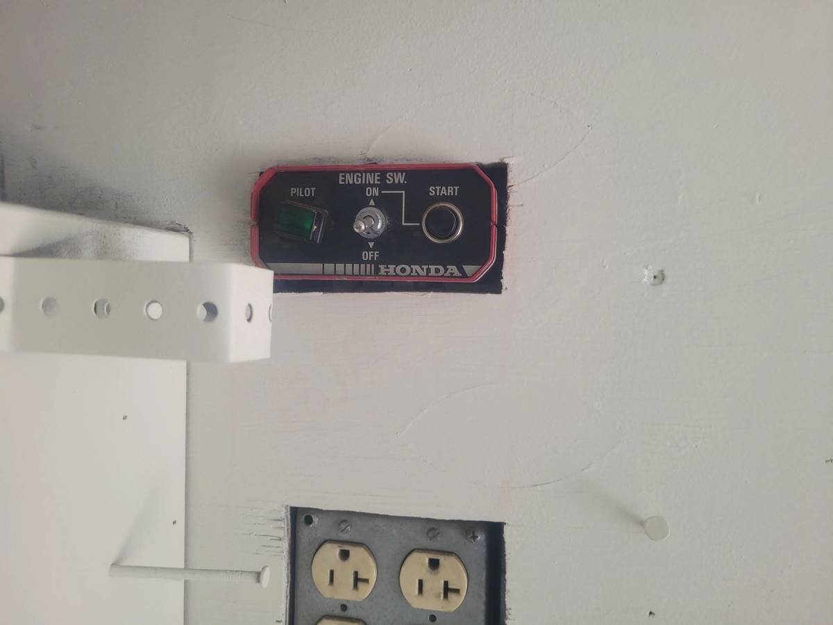 Gmc-p-truck-forward-1-ton-nominal-1995-white-12