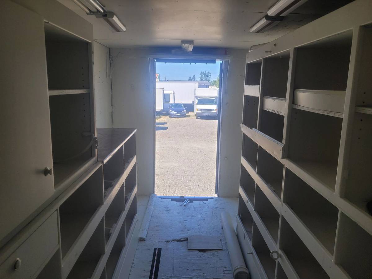 Gmc-p-truck-forward-1-ton-nominal-1995-white-28