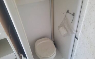 Gmc-p-truck-forward-1-ton-nominal-1995-white-31