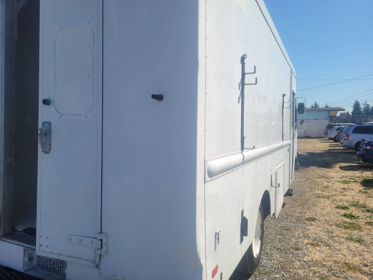 Gmc-p-truck-forward-1-ton-nominal-1995-white-58