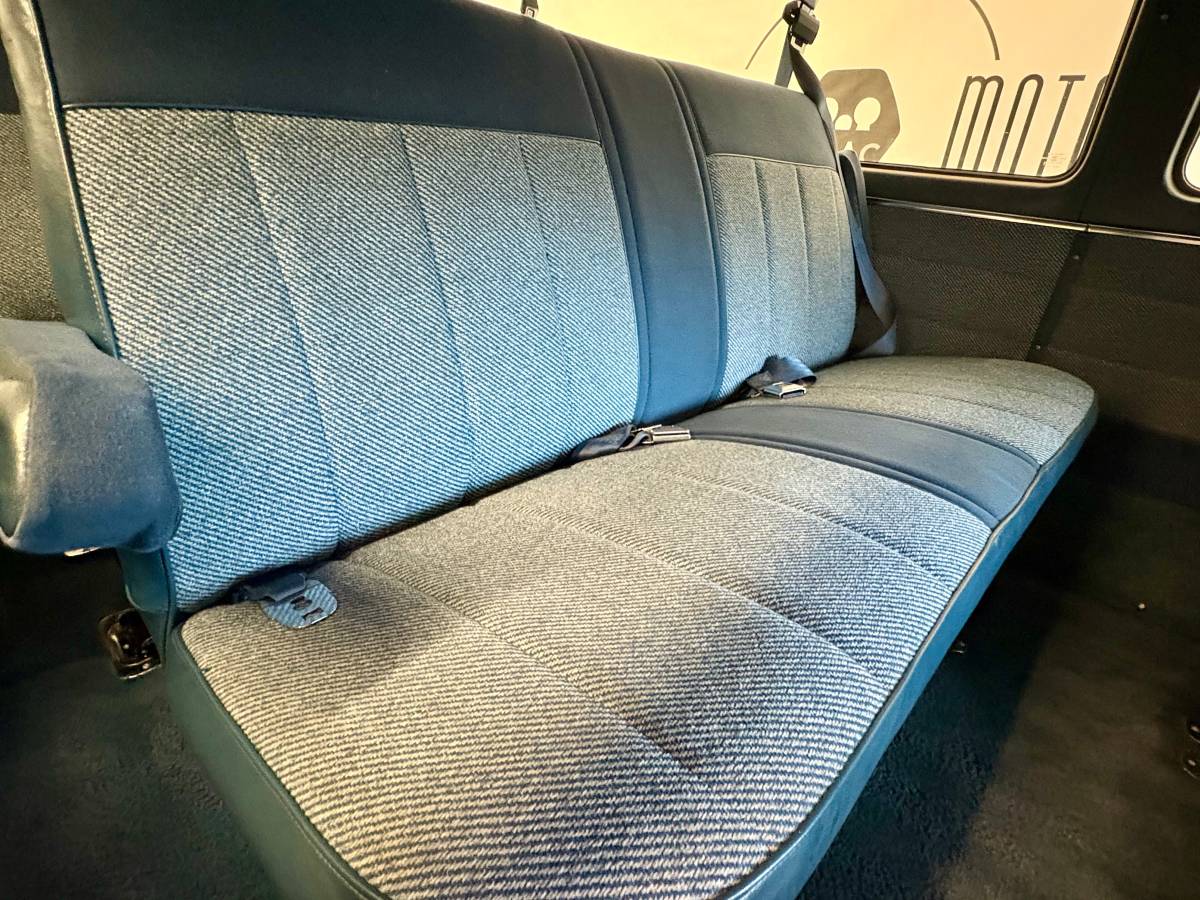 Gmc-rally-1-ton-nominal-1995-white-10