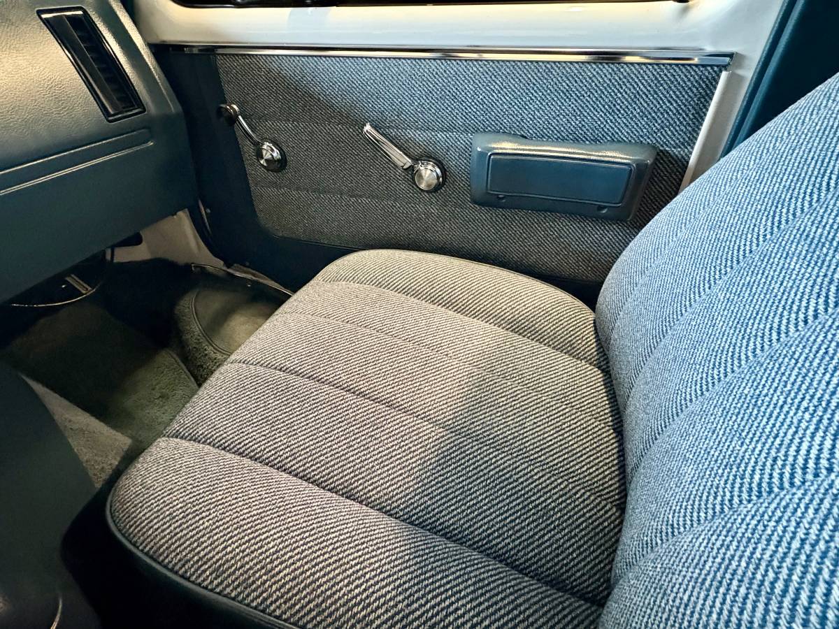 Gmc-rally-1-ton-nominal-1995-white-14