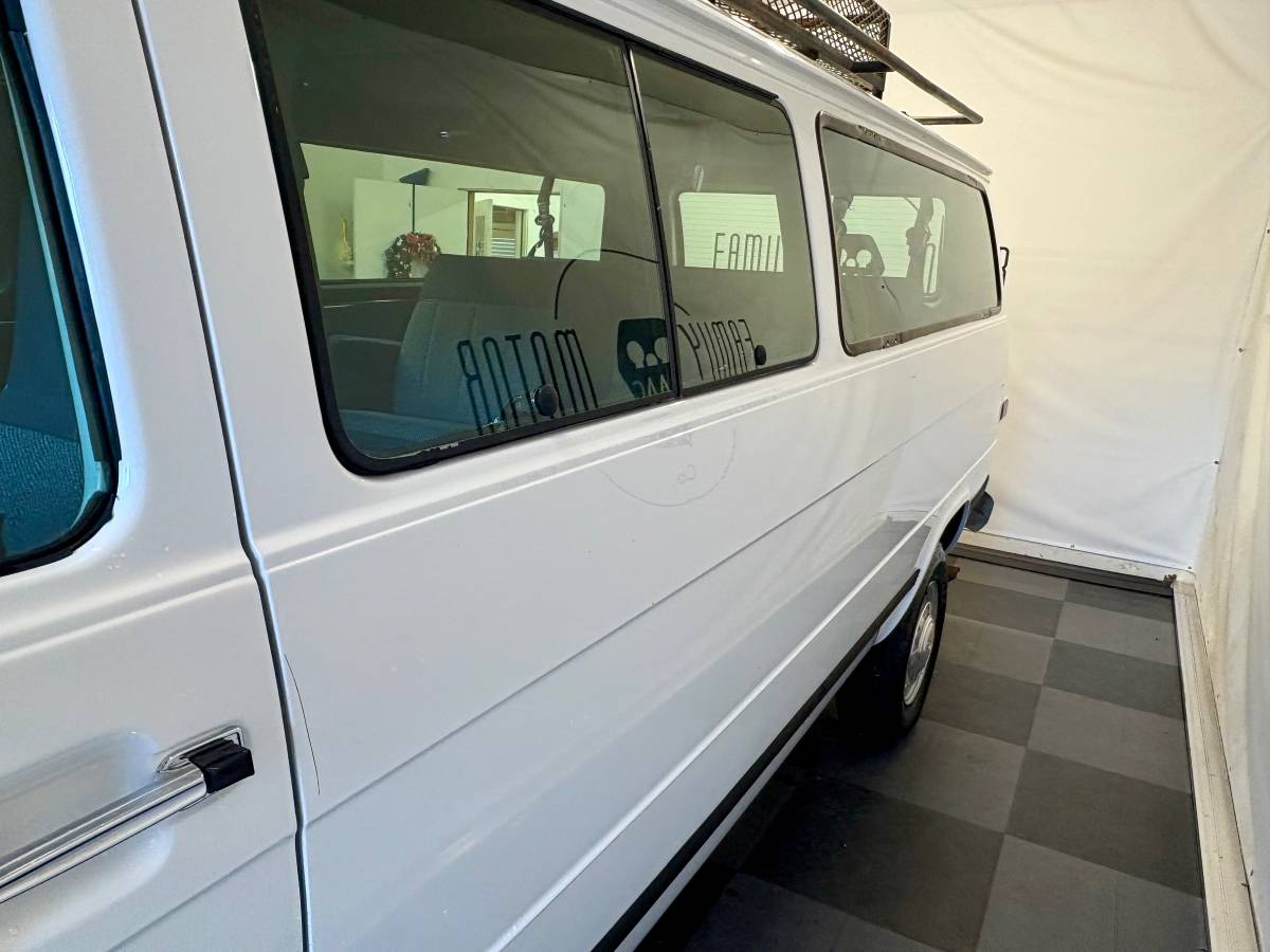 Gmc-rally-1-ton-nominal-1995-white-4