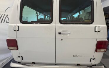 Gmc-rally-1-ton-nominal-1995-white-7