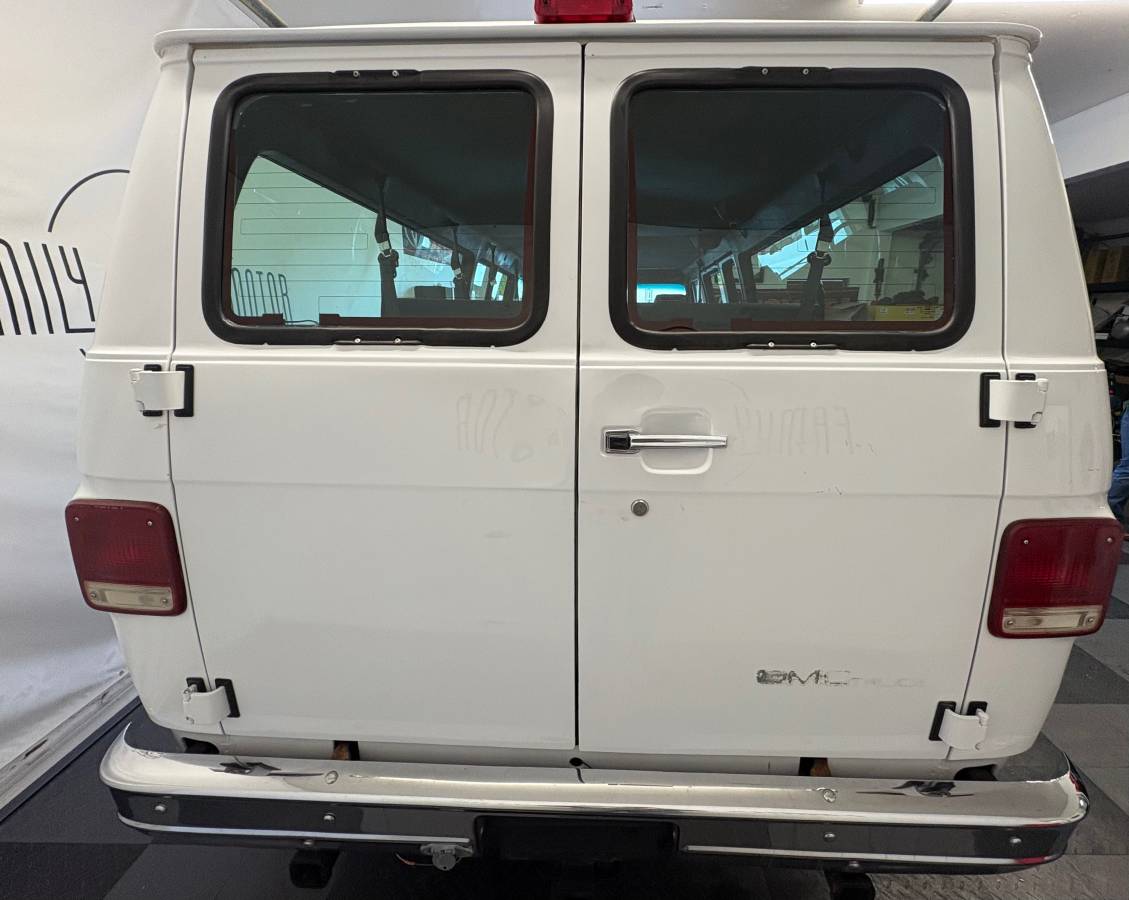 Gmc-rally-1-ton-nominal-1995-white-7