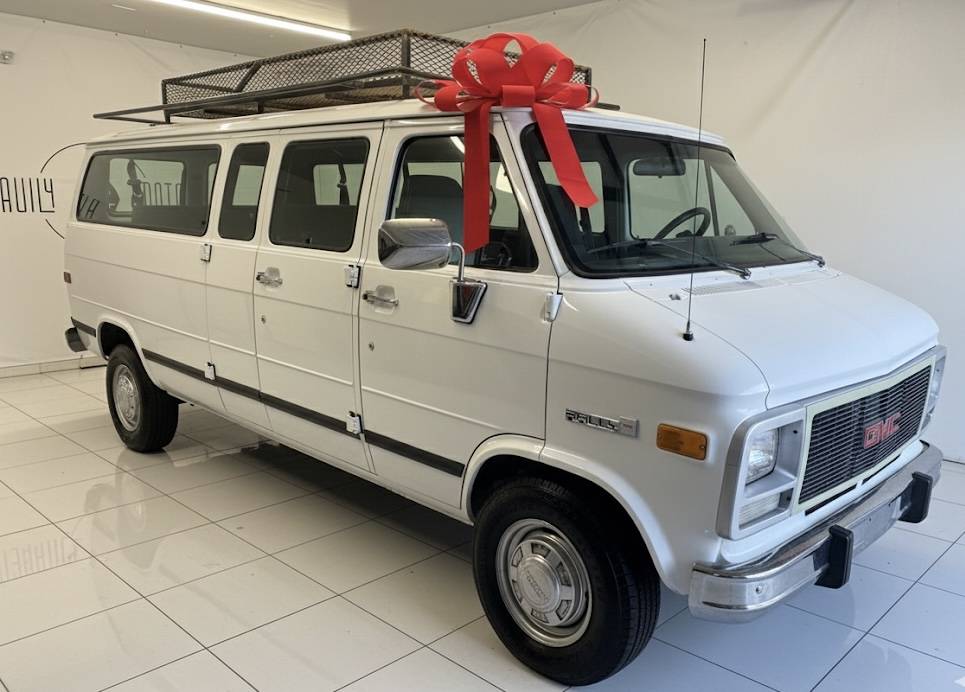 Gmc-rally-1-ton-nominal-1995-white