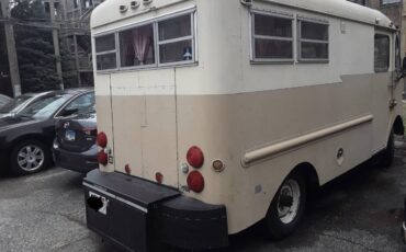 Gmc-savana-1954-custom-6