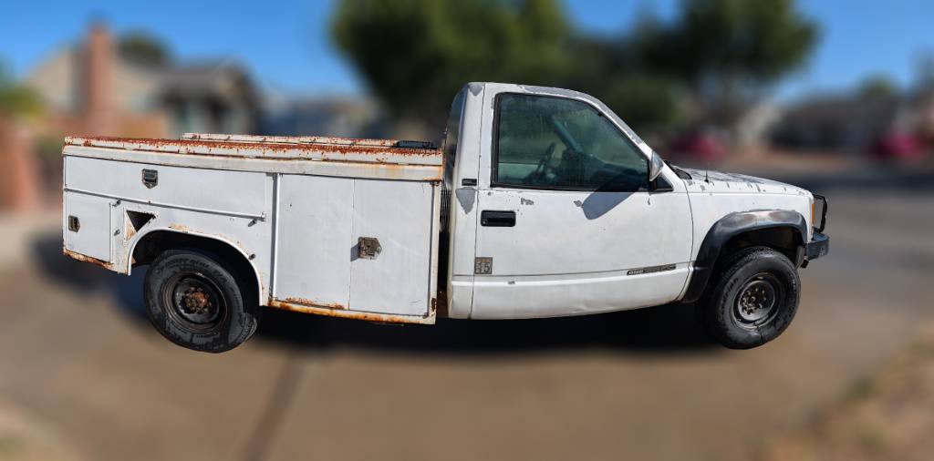 Gmc-sierra-1-ton-nominal-1993-white-3