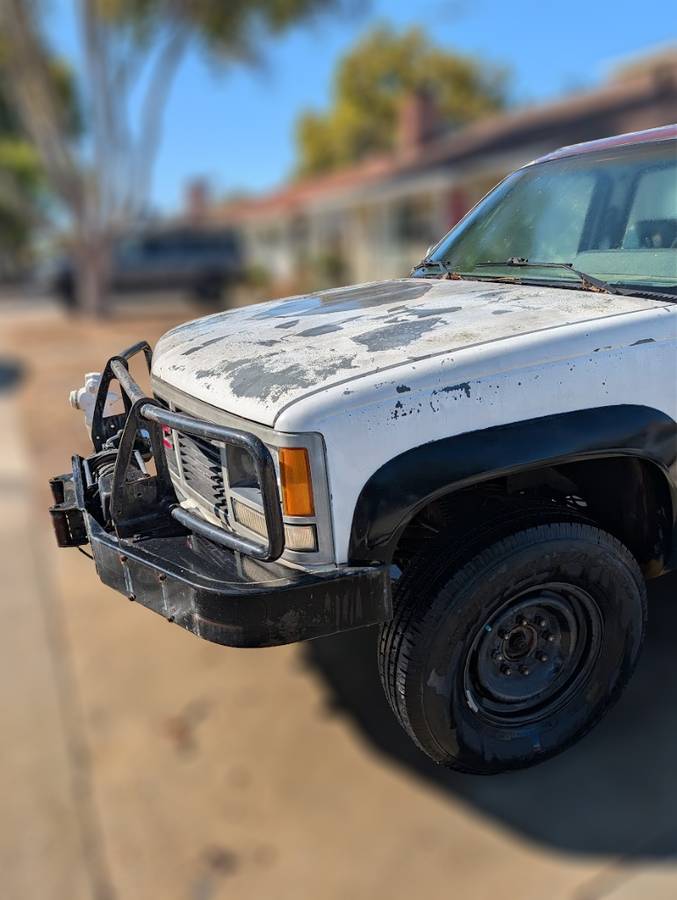 Gmc-sierra-1-ton-nominal-1993-white-5