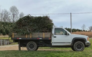 Gmc-sierra-1-ton-nominal-1995-white-1