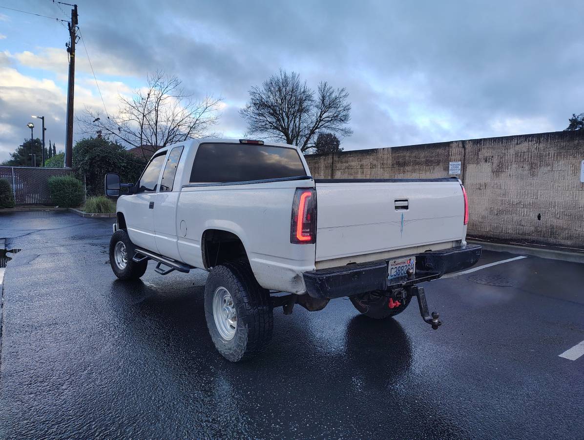 Gmc-sierra-12-ton-nominal-1996-white-1