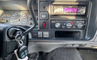 Gmc-sierra-12-ton-sle-z71-1996-red-11