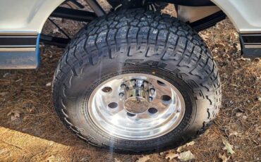 Gmc-sierra-1500-1971-blue-9