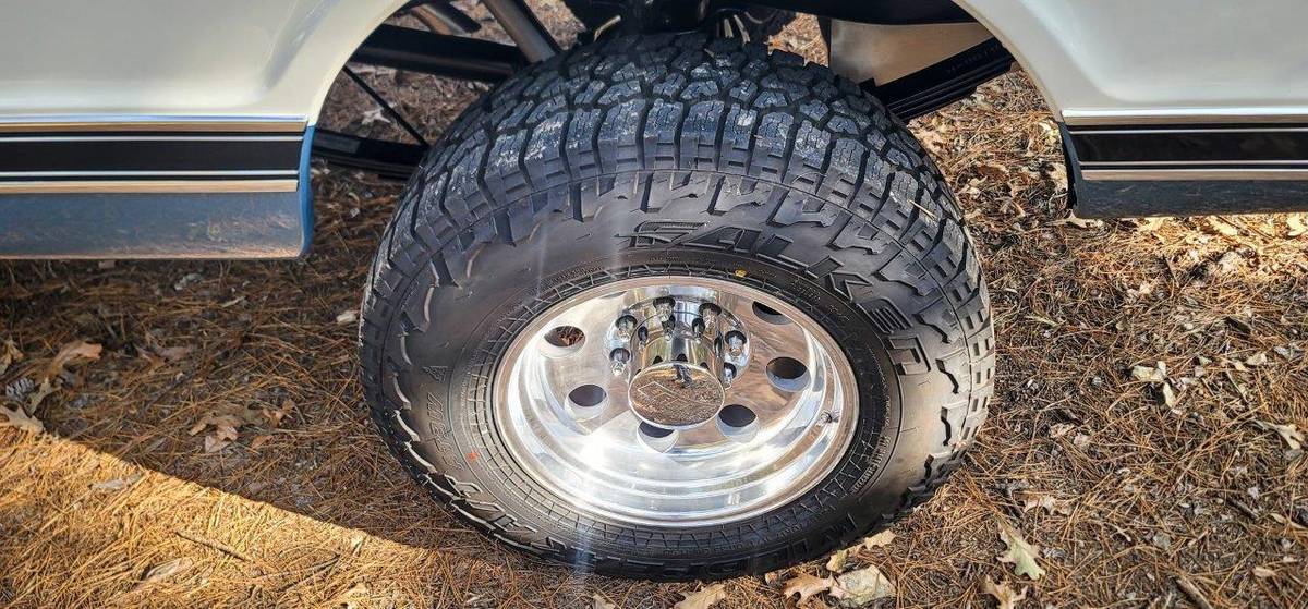 Gmc-sierra-1500-1971-blue-9