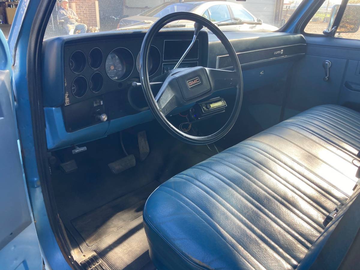 Gmc-sierra-1500-1983-blue-4
