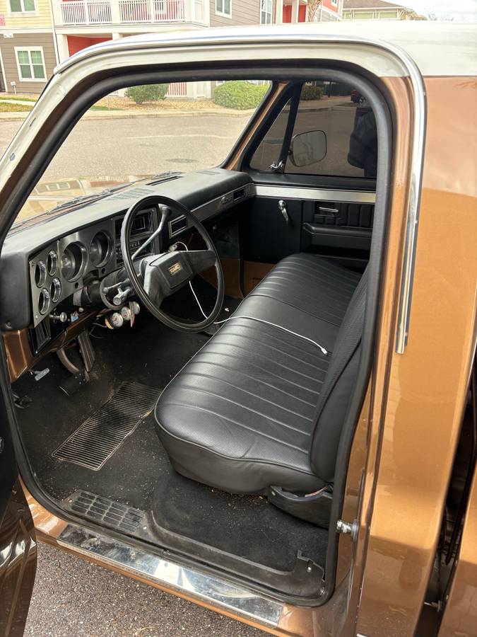 Gmc-sierra-1500-1984-brown-7
