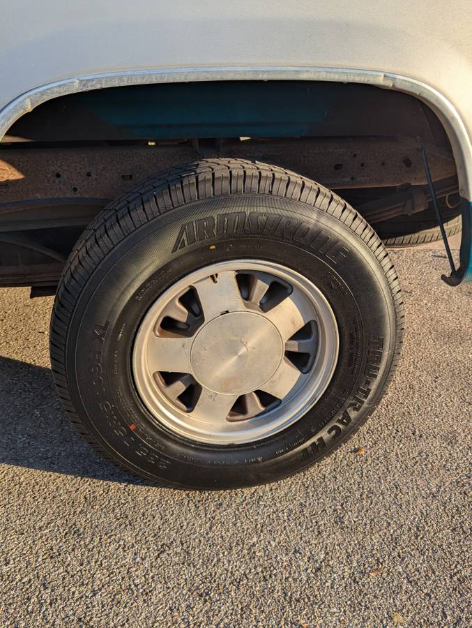 Gmc-sierra-1500-1995-green-11