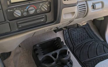 Gmc-sierra-1500-1995-green-13