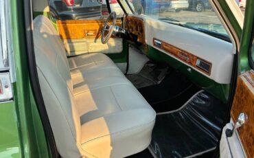 Gmc-sierra-1974-green-10