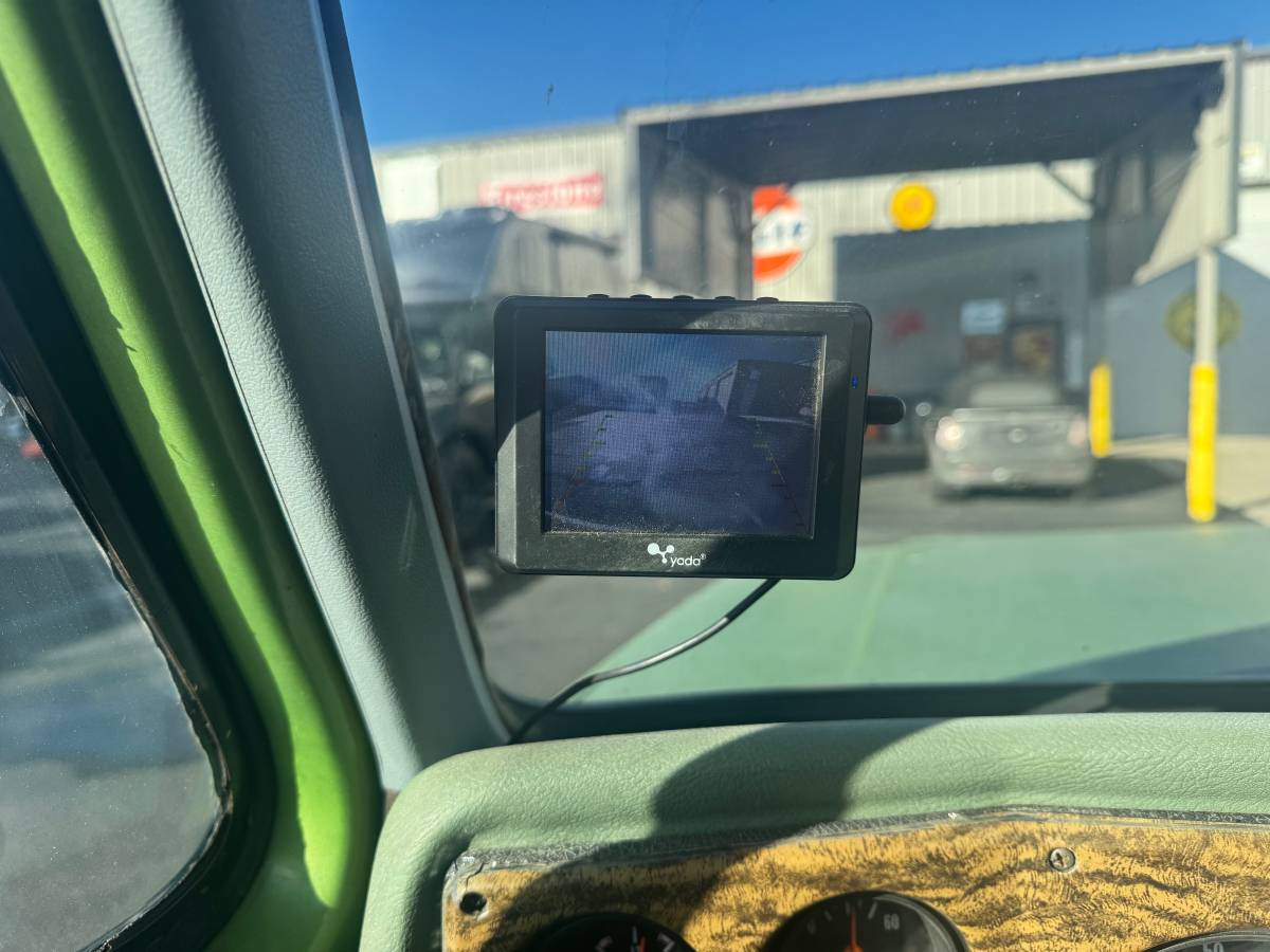 Gmc-sierra-2500-1976-green-13