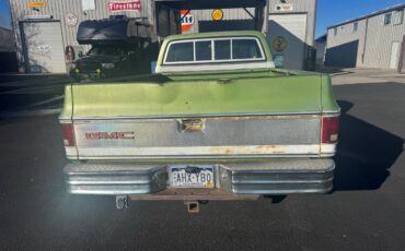 Gmc-sierra-2500-1976-green-18