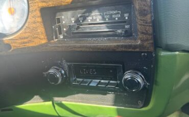 Gmc-sierra-2500-1976-green-2