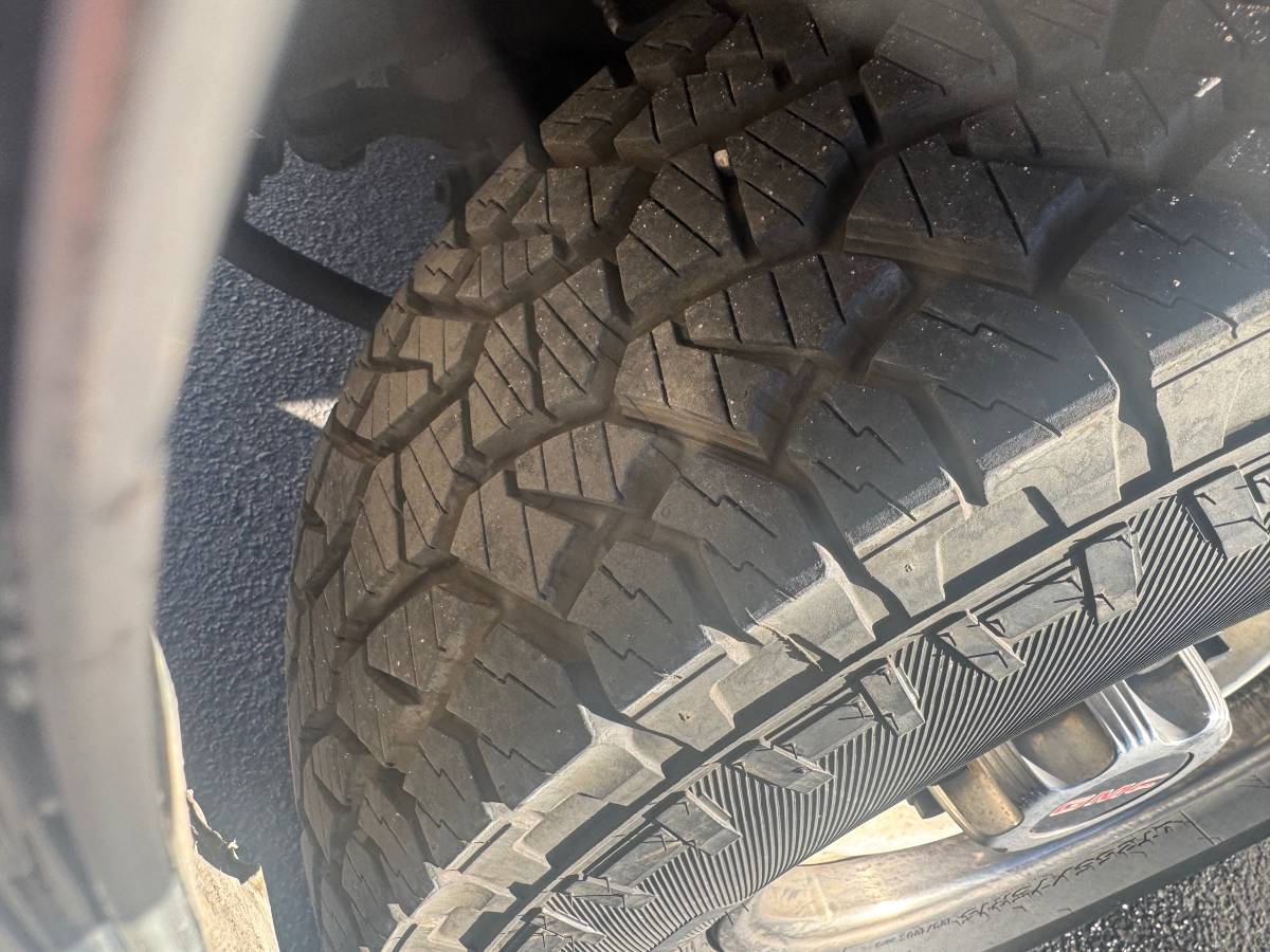 Gmc-sierra-2500-1976-green-5