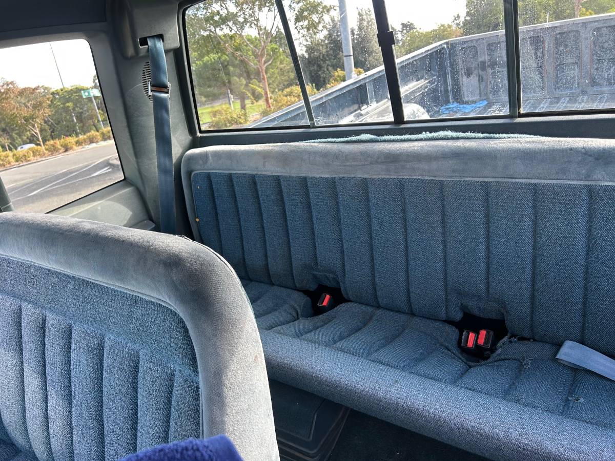 Gmc-sierra-2500hd-1990-blue-4