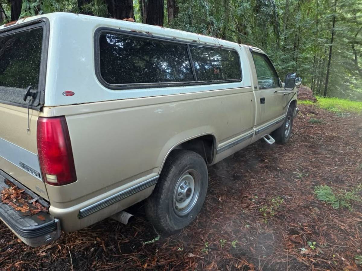 Gmc-sierra-3500-1990-brown-2