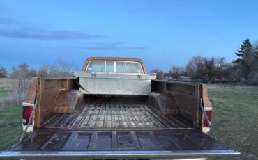 Gmc-sierra-classic-1979-brown-17