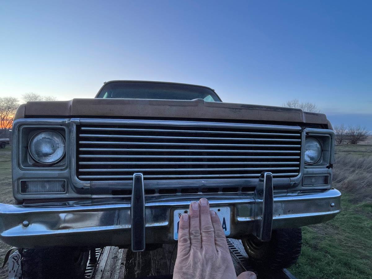 Gmc-sierra-classic-1979-brown-19