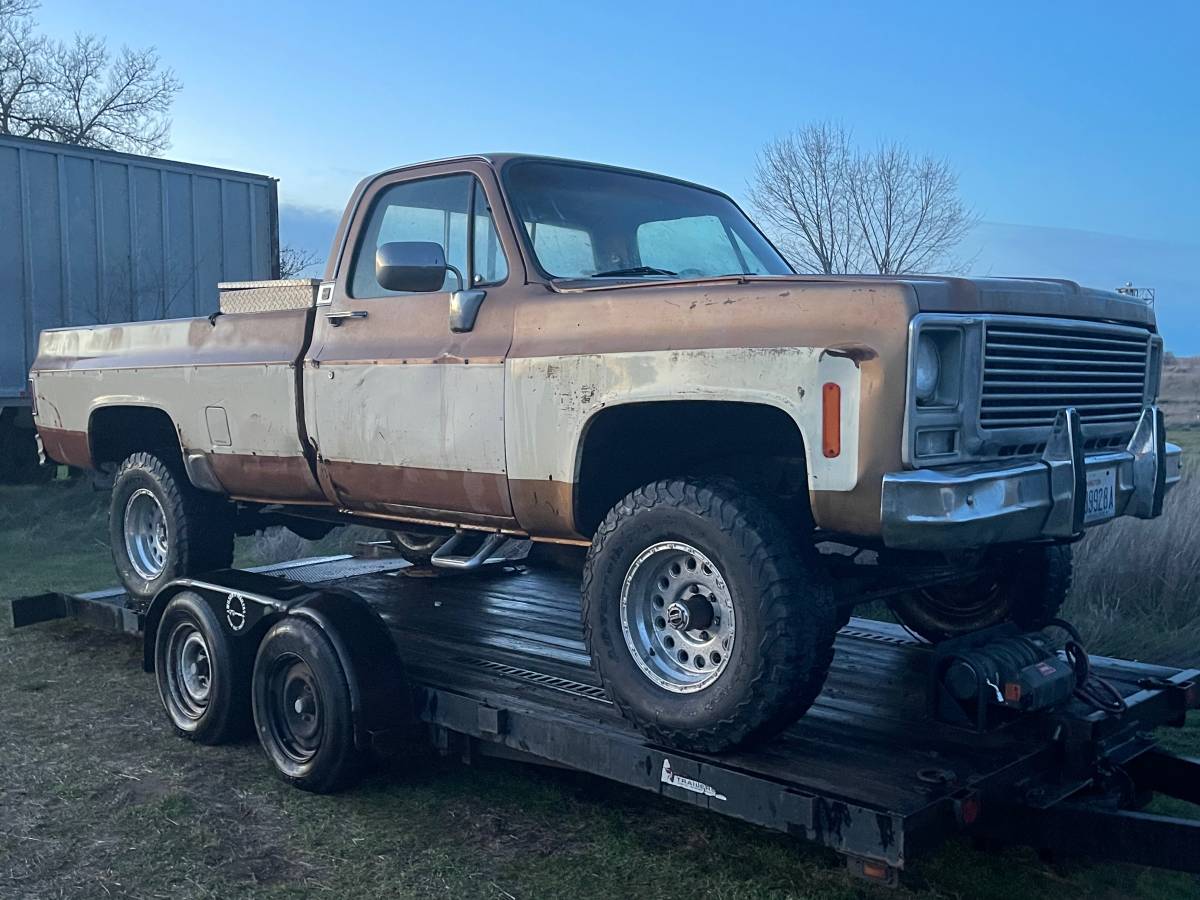 Gmc-sierra-classic-1979-brown-5