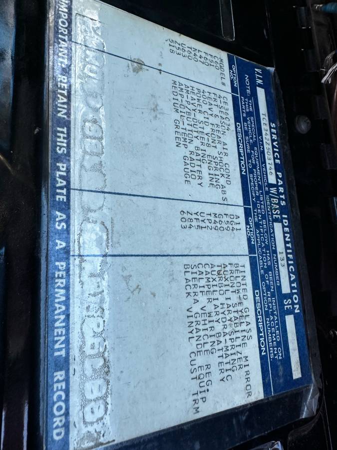 Gmc-sierra-grande-1972-green-13