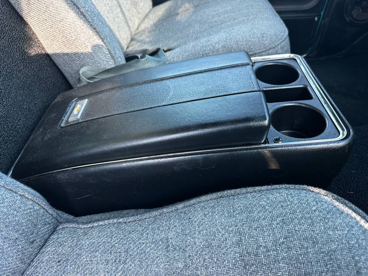 Gmc-sierra-grande-1972-green-15