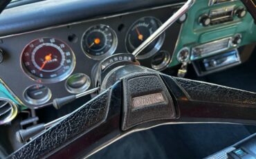 Gmc-sierra-grande-1972-green-16