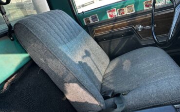 Gmc-sierra-grande-1972-green-16