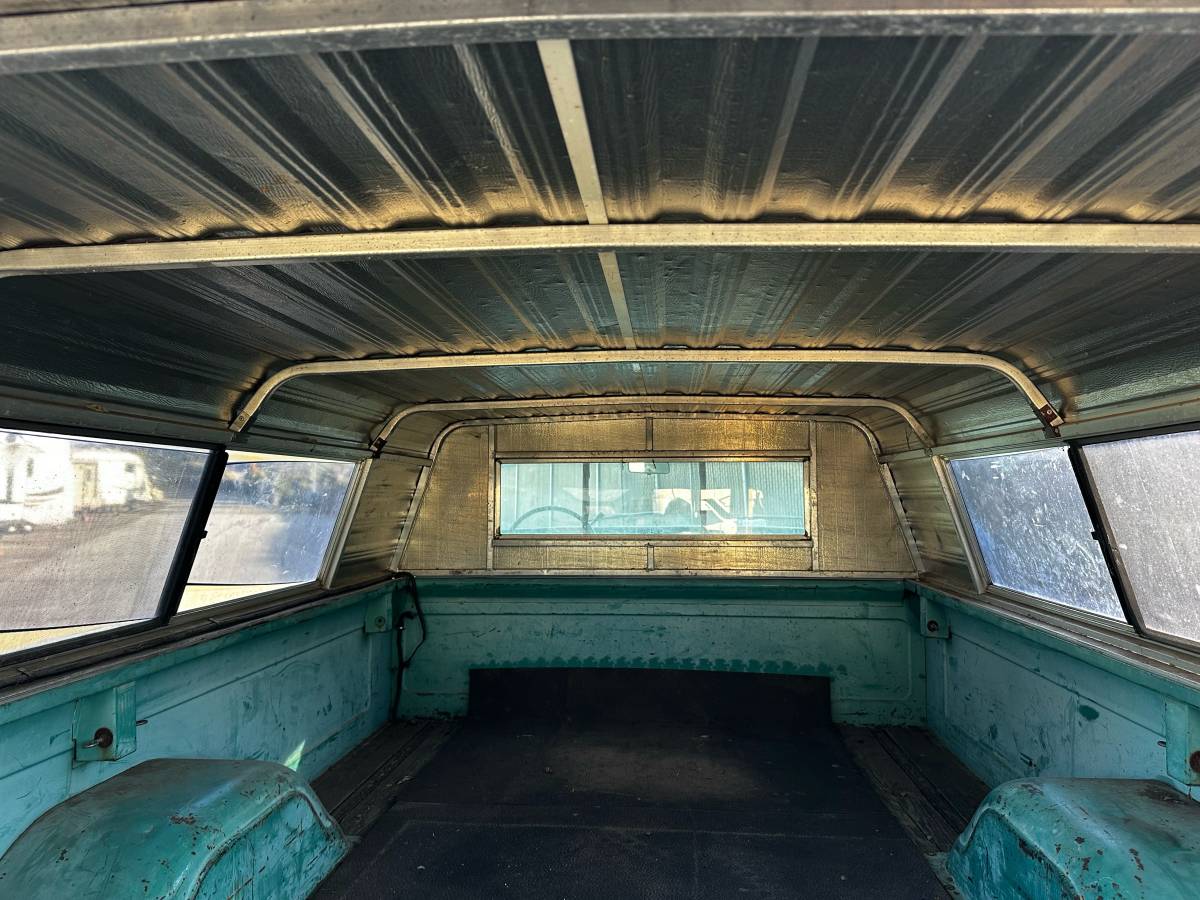 Gmc-sierra-grande-1972-green-19